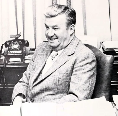 COX, T. E. G.